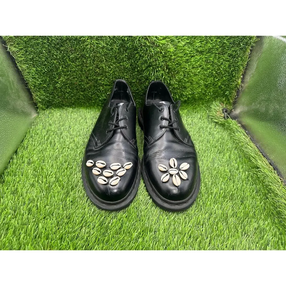 Dr. Martens 1461 Mono 14345001 Oxford Shoe Unisex M9/W10 Black Leather Sea Shell